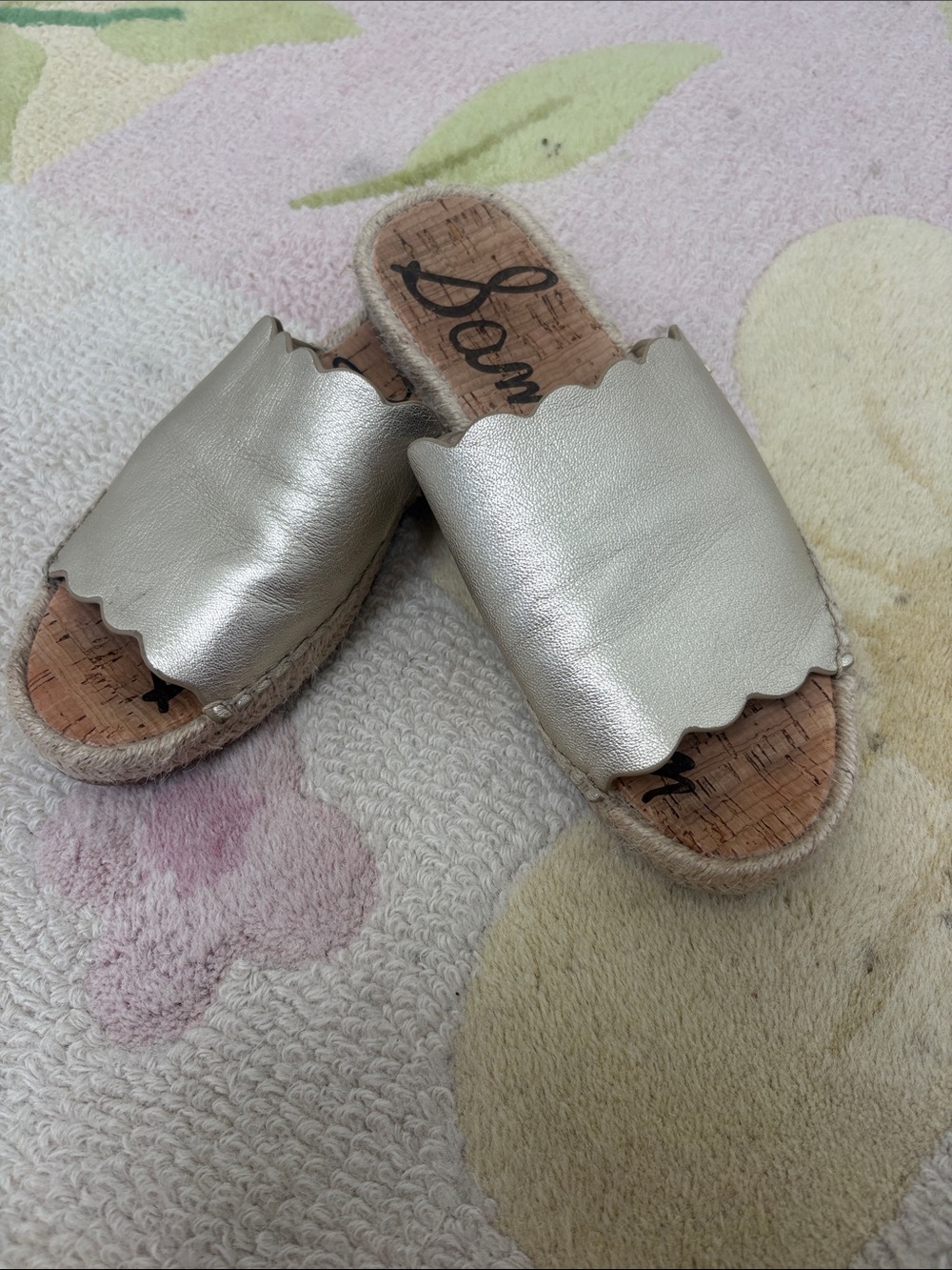 Sam Edelman Metallic Silver Scalloped Espadrille Slides